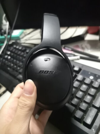非常好的一款耳机 降噪功能极其强大 就是好像没有环绕声道