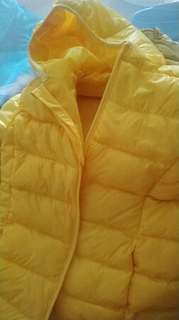 秒杀买的，这个价格买到质量这么好的衣服，值得