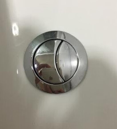 东西到了，安装的时候不知道怎么安装，老板特意加了~耐心讲解，还发来视频教程！给老板大大的赞?！很不错，老板很有耐心！谢谢老板！一次不错的购物体验！实体店已经找不到这种款式和型号的按钮了，京东还分了三种型号，很棒