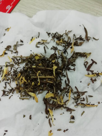 收到后就抽了一个，无法忍受的，那个味道满嘴都是，一直在反胃想吐。反正各人不喜欢。
