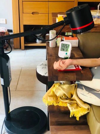 特意试用了好几天 才评价 感觉有湿气就想买来去去湿气，没事就灸灸暖暖的特舒服，平时也没时间去美容店灸，在家灸灸属实挺方便，这款感觉挺好用的，感觉比传统的艾灸要好很多。