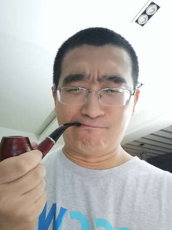 自带包浆，手感卖相感觉还是不错的。
