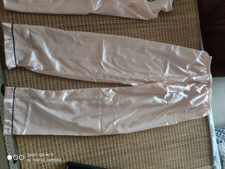 买的情侣装，女朋友还没试穿，但是手感不错(*?´╰╯`?)?