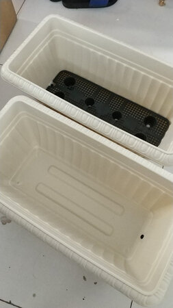 拆箱第一眼就挺舒服的，是我想要的那种。一点，感觉有点儿小了，回头再卖吧。总之不错。