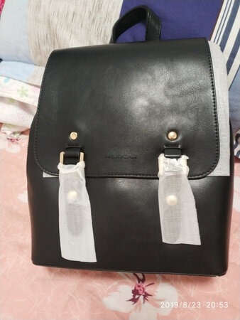 包包收到了，感觉还不错啊。