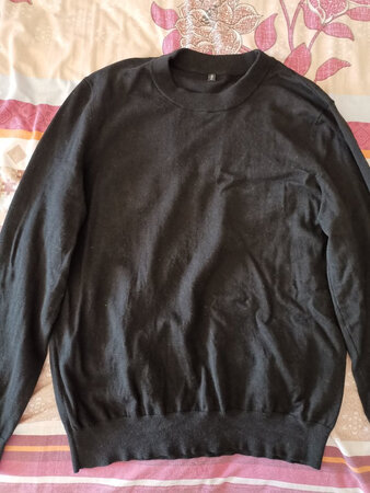 穿着舒服透气不闷热，轻薄贴身舒适。