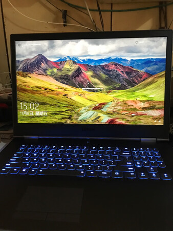 Y9000够大，够鲜艳，够霸气。刚收到货，试试效果再评论