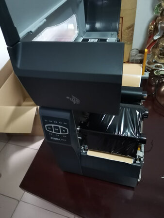 京东物流就是快，早上下单下午就收到了，客服很耐心，还赠送了礼品，赞一个