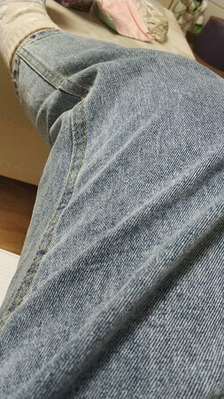 穿着还算舒服   膝盖哪里穿着时间长了容易变形