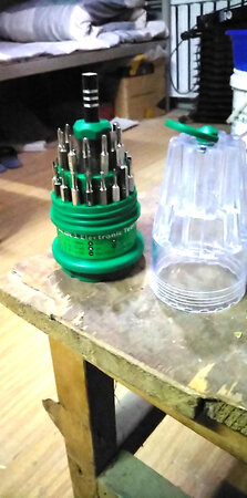 物品收到了，比想象的小，今天拆了一个三角螺丝钉，可能是批头小点，不好拆，