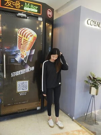 质量不错，大小合适做工精细很有质感。