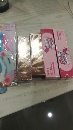 收到就尝试了一下，非常喜欢，是我喜欢的颜色