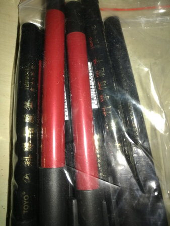 赶快收到了物品，给物流点个赞吧。笔使用起来还挺好用的。