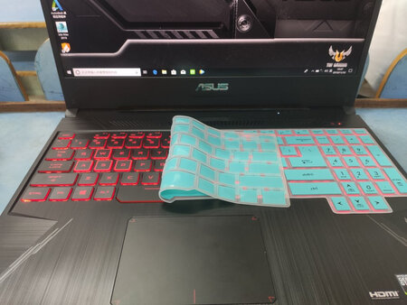 送的包很结实，电脑也没问题，正品