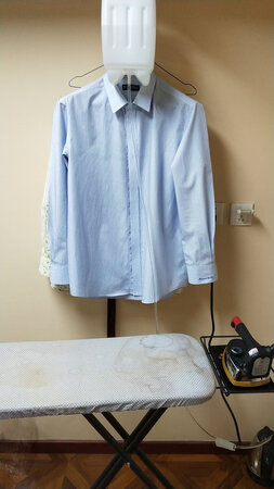 出汽速度：蒸汽大，喷气压力也大
熨衣效果：熨衣服效果比普通家用电熨斗强太多了，把衣服挂起来，用蒸汽喷射，比挂烫机效果也好很多！