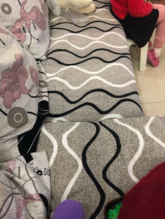 大小挺合适的，样式也不错。