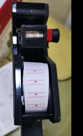 用着很顺手字迹清晰流畅自然顺畅！
手感：用着顺手字迹清晰流畅物有所值！