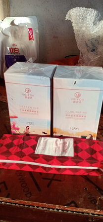 还可以吧，之前没用过这种，精华液没我以前用过的面膜多