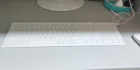 非常轻薄，不错。