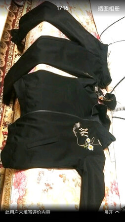 衣服真的特别显瘦，穿上酷酷的有没有，料子确实很棒，良心卖家