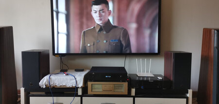 听了三天，确实感到物有所值，比我老功放高音更清晰，中音更厚实圆润，低音更加结实，下潜深度很满意，总之，三段比较平衡，推力十足，能让我坐下来慢慢欣赏音乐的一款神器。