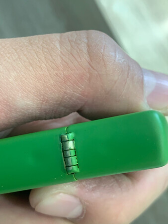 做工真的很一般  细节做的一点不好  客服解释的真的让人无语  无言以对