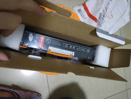 色彩正子，之前的不知名国产盒漏粉打不出来。