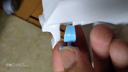 产品包装是日本原产，外贴中文标签.是高科技的绿色环保产品，产品使用方法要求较多，比较适合新装修的房子。
