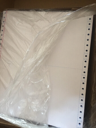 实惠，一盒分一个快递，无破损，和之前在实体店买的70多块钱质量一样，嗯嗯这个挺不错的
