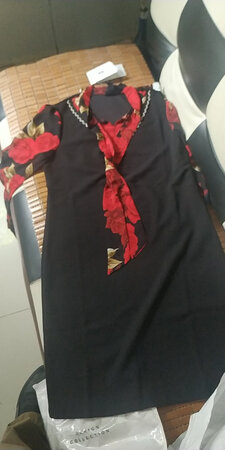 衣服漂亮设计的款式很潮流