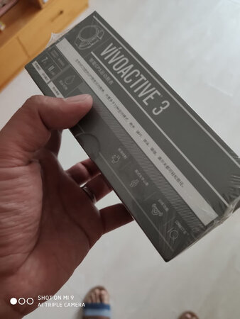 关注这款手表好久了，一直因为价格原因没有下手，这次双十一1230块确实好价格，挺喜欢的，重量轻带起来没有负担，平时喜欢游泳，滑雪，防水性能可靠，表带也可以更换，功能完全，完全满足日常需求，之前还看过这款的阉割版，不带支付功能，但是年轻人日常支付必不可少，准备再有活动给老头买一块带带。检测一下健康