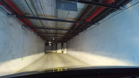 在路上经常遇到提示关灯，清清楚楚