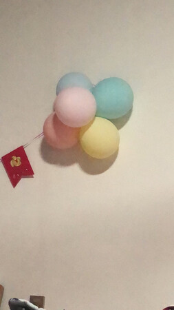 气球颜色很好看，质量也挺不错，觉得可以用到过年了