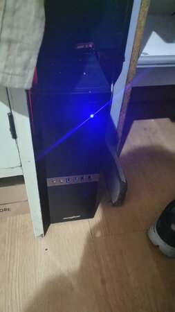 运行的还不错，家人喜欢台式机