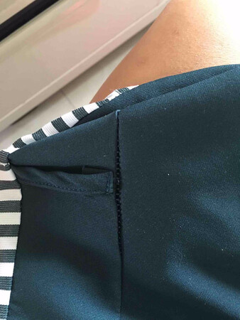 做工非常差劲????????????????????????、而且服务更是低级、大家千万不要买这款、压根就是地摊货