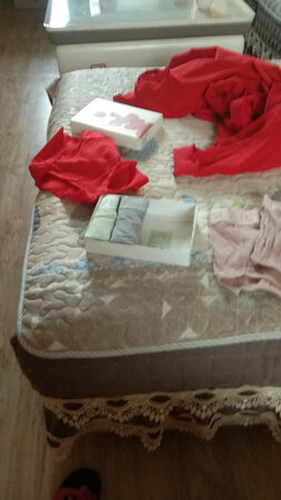 看起来还可以，手摸起来舒服。