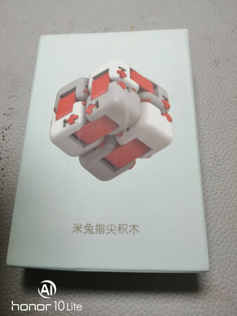 手感不错，适合解压用，它可以让你的手灵活起来，还是蛮推荐一下的！