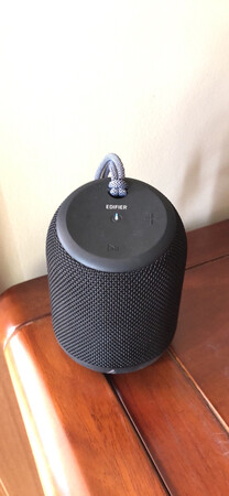 漫步者蓝牙音箱，双十一买了一个，音调有点单，就又买了一个配成一套，音效立马不一样了，很不错的立体音效果！推荐！