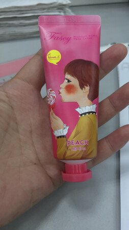 小小的放在包里来回很方便 味道很甜的感觉