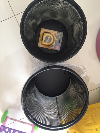 耐用度：金属丝网的特别耐用，家里有两个用了一年多还是完好无损，这次又买了几个备着，两个大号两个中号家用绰绰有余