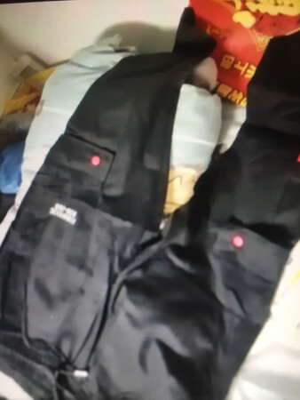 款式简单大方，非常有气质，穿着效果也很好，面料柔软，做工精细，没有线头，非常满意的一次购物。