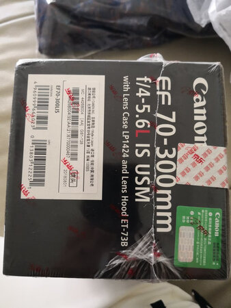 物流速度快。产品包装正规，感觉比以前镜头好，货真价实。