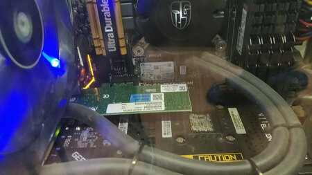 传输速度：快
稳定性：稳
操作难易：易
做工质量：好