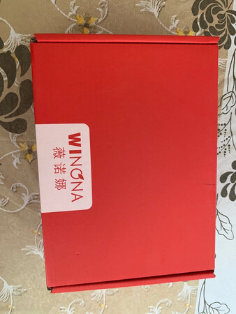 朋友介绍买的，朋友是过敏皮肤，一直在用这个牌子，孩子脸上长痘痘了买一组试试，用过在追评