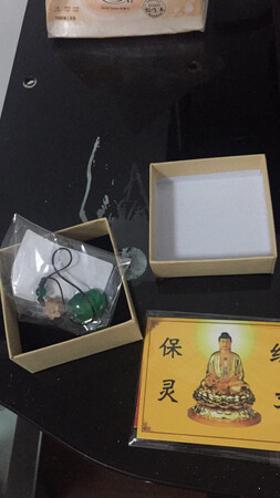 宝贝很好看，挂在钥匙上很不错的选择。