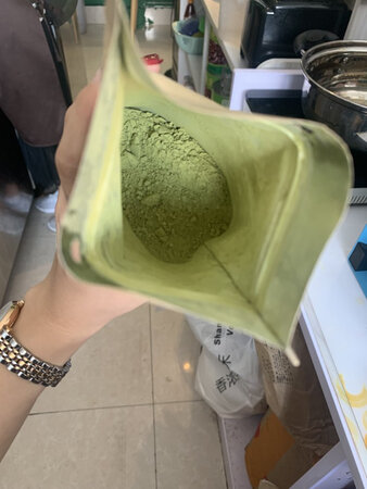 抹茶味很淡，质量不是很好。
下次不会再买了
