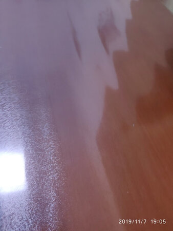 太满意，买的是磨砂玻璃版，铺在桌子上，高大上
大小尺寸：合适
清洁难易：不错
其他特色：看起来干净整洁，清爽