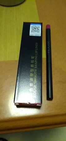第一次在京东买东西，没让俺失望，6号色好看，以后还会光顾。
