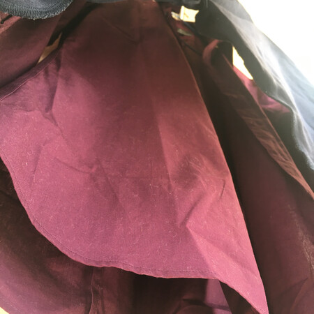 洗了以后才发现面料很粘毛毛……