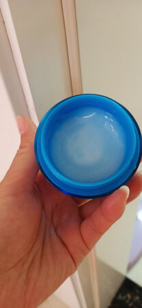 刚开始自己买来用了用，感觉还不错，随后又给妈妈买了两个，妈妈说挺好的！现在已经用了三分之一了！